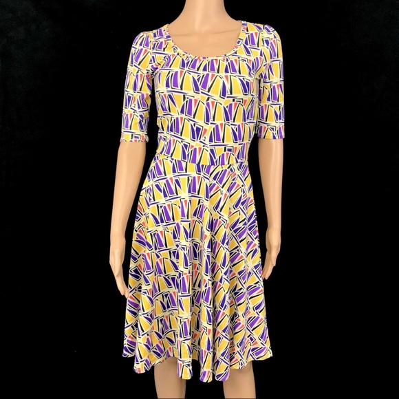 LulaRoe Nicole Dress - Picture 5 of 12